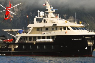 Explorer Motor Yacht ATMOSPHERE - Helicopter Landing